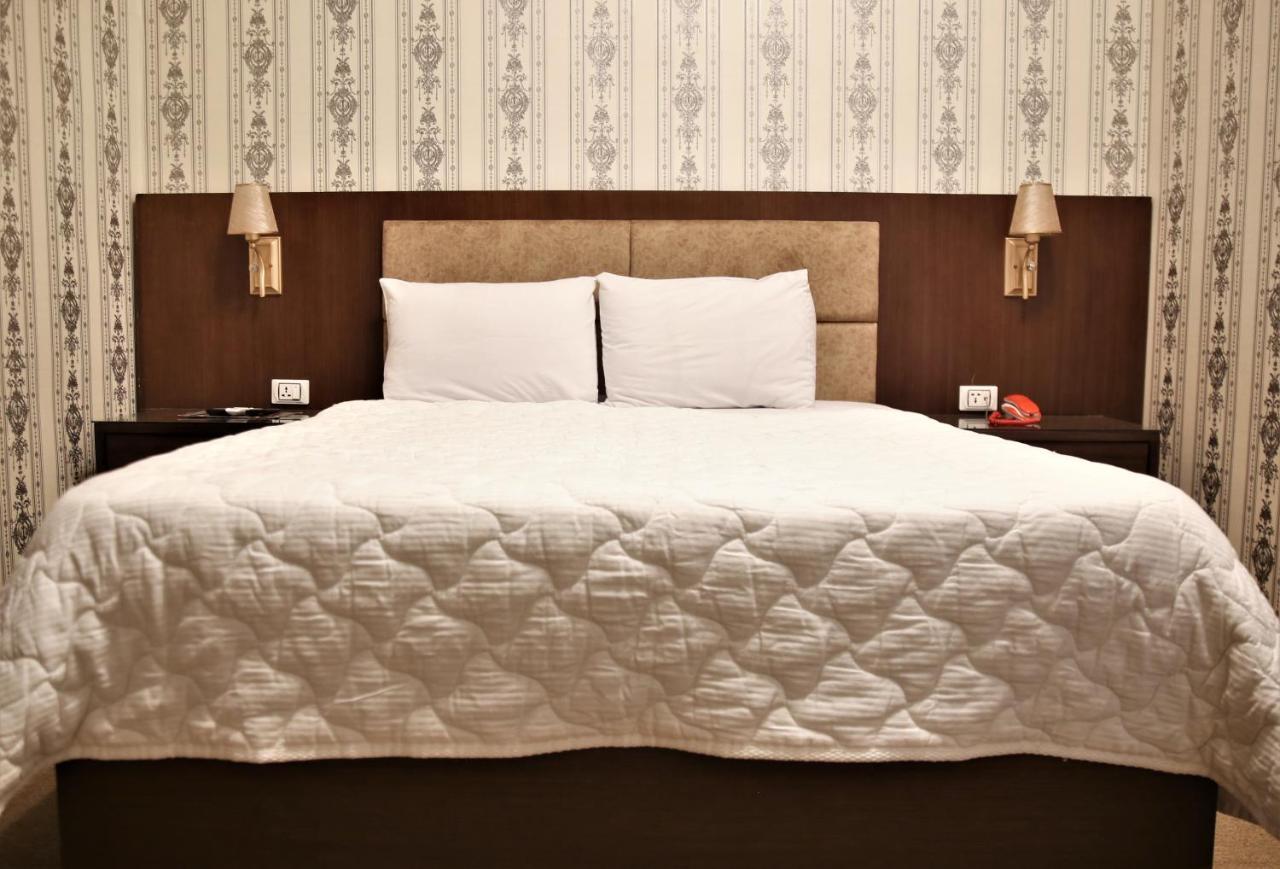 Valencia Hotel カイロ エクステリア 写真